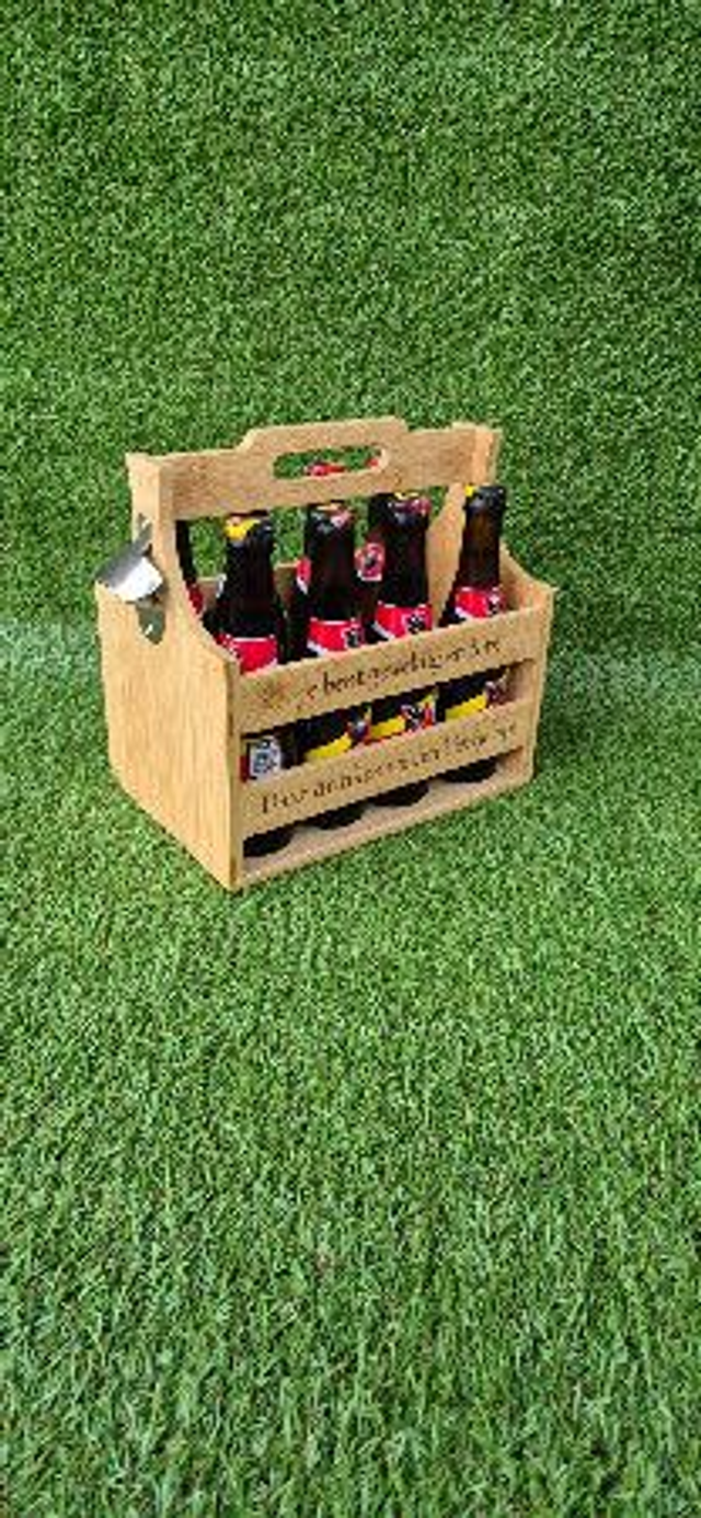 Flessenhouder (kratje) met opener in bamboe