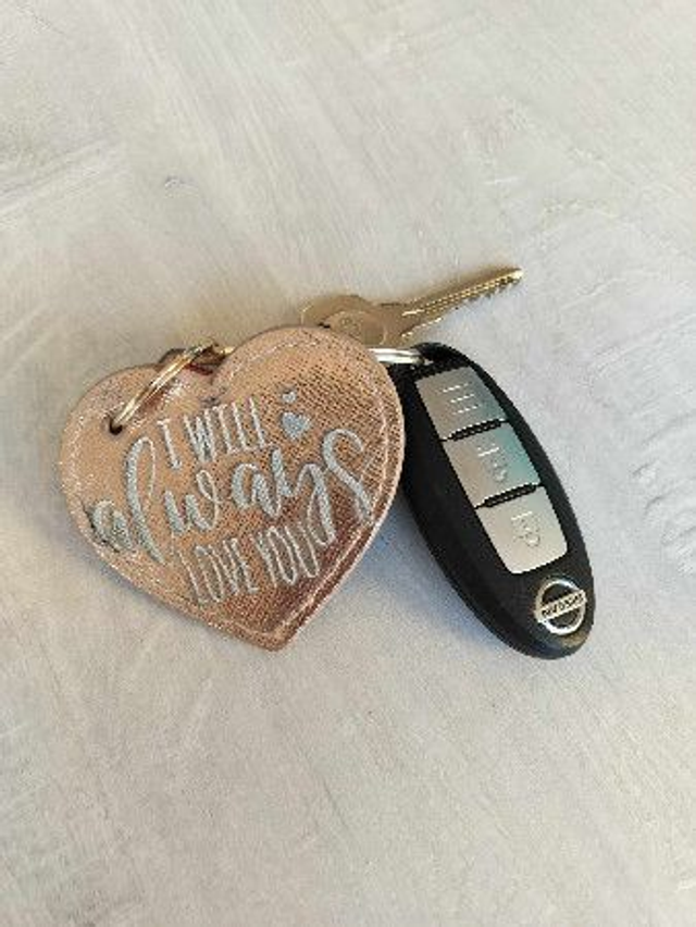 Leren hartjessleutelhanger